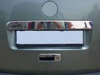 Накладка на крышку багажника (нерж.) 1 шт с надписью VW CADDY 01.2004 >